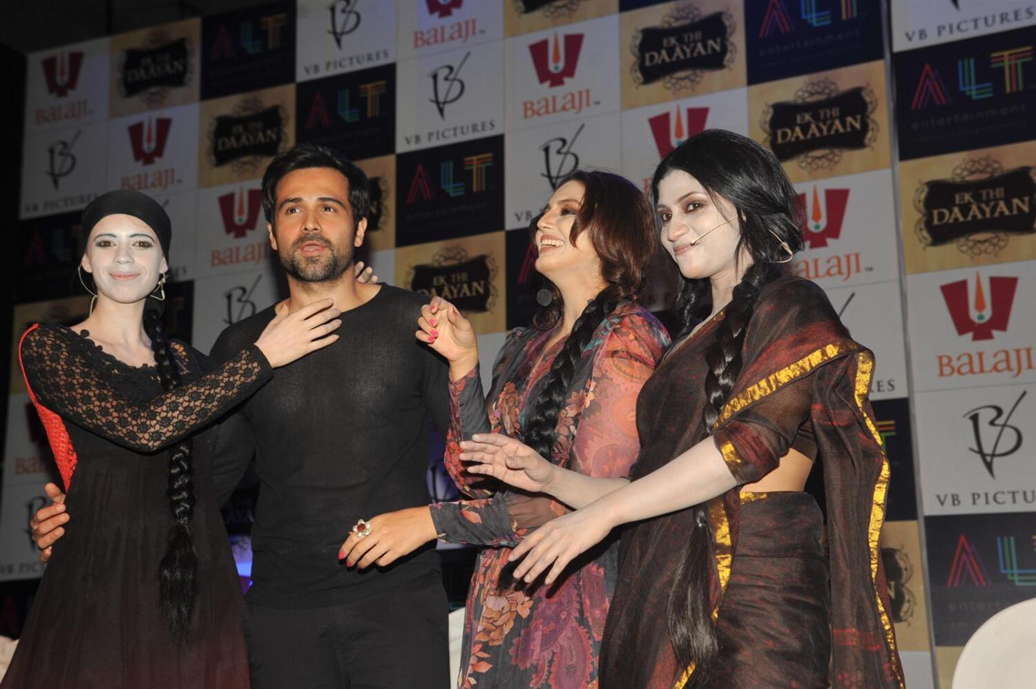 emraan-hashmi-with-kalki-huma-qureshi-konkona-sen-sharma-at-the-first