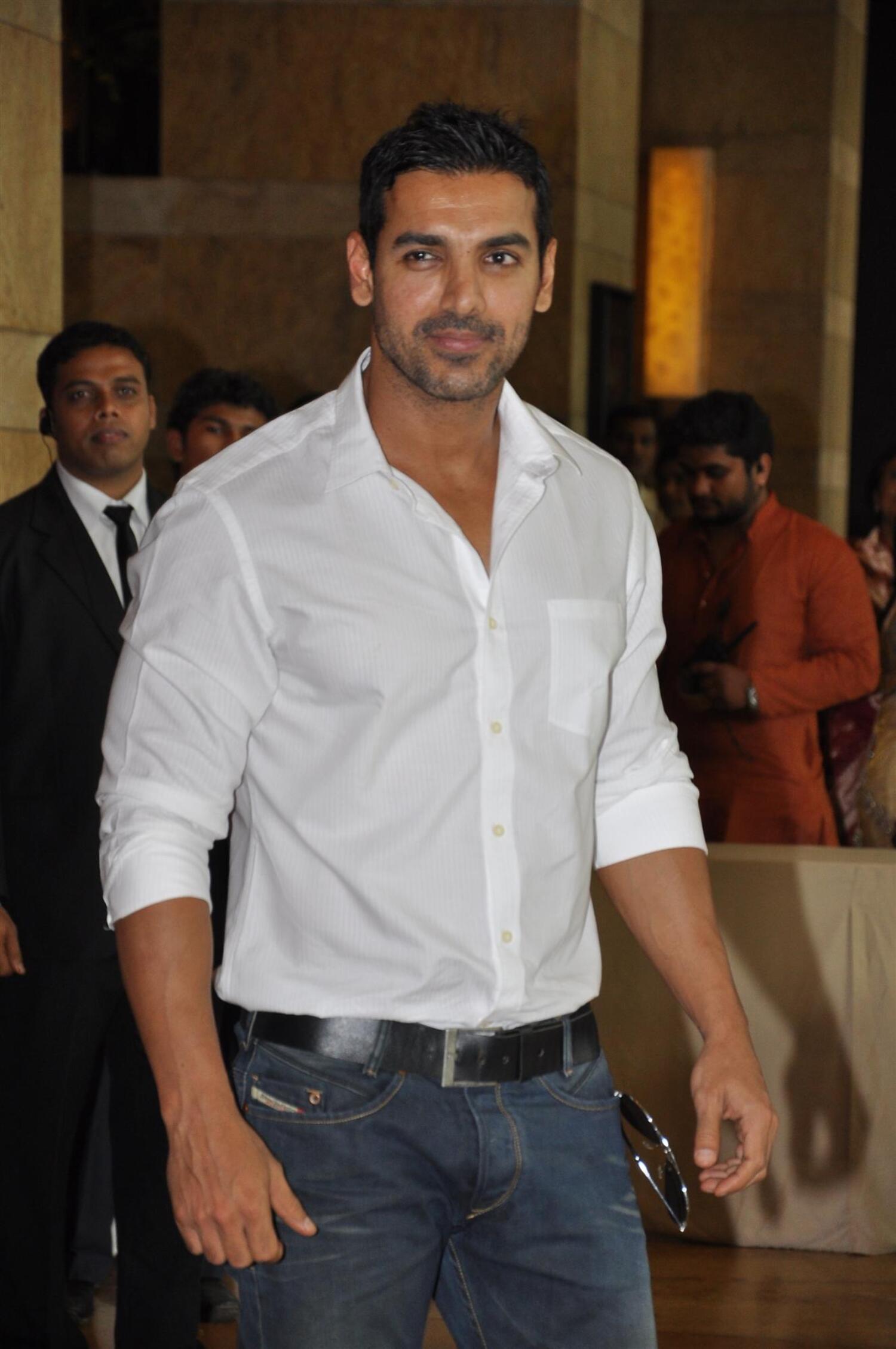 John Abraham at Ritesh Deshmukh Genelia Wedding ceremony in Mumbai 4