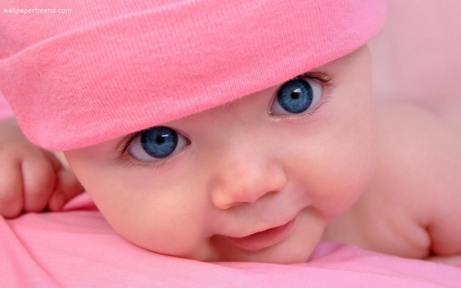 sweet baby girl 1440x900 4023 jpeg : cute babies on Rediff Pages