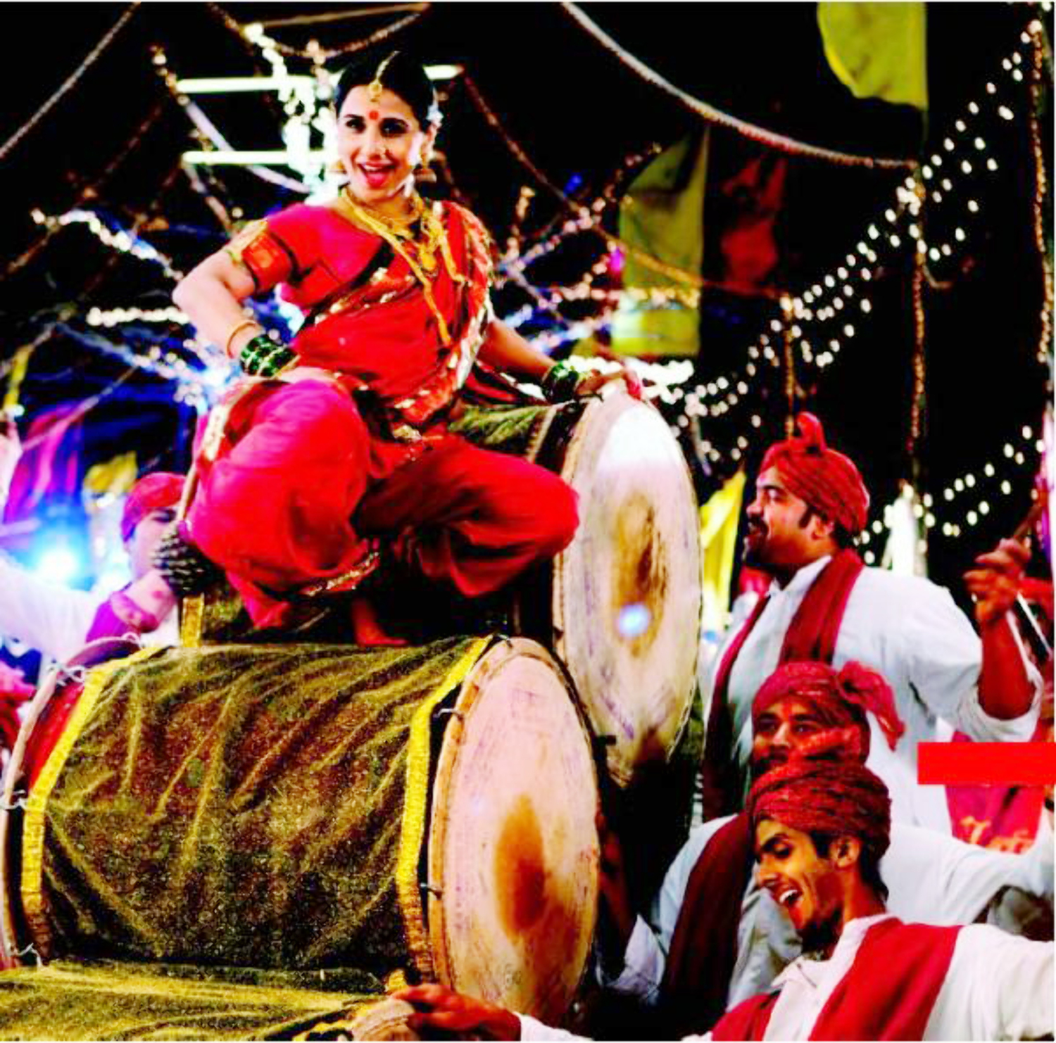 Vidya Balan Item Song Mala Jau De in Ferrari Ki Sawaari Movie First