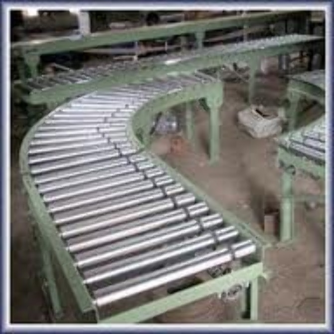 ROLLER CONVEYOR