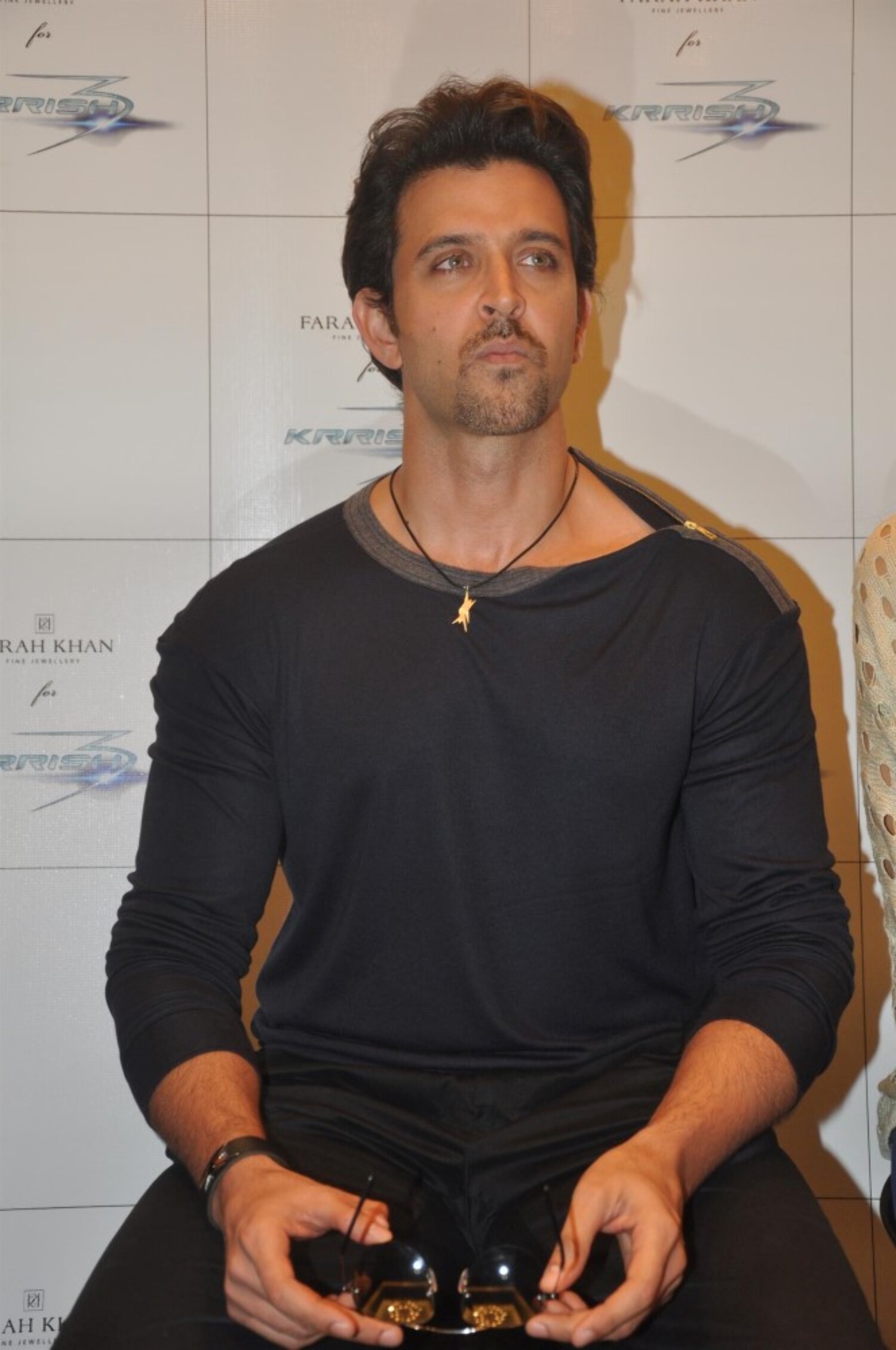 Hrithik Roshan at KRRISH 3 jewellery collection launch in Mumbai 3 ...