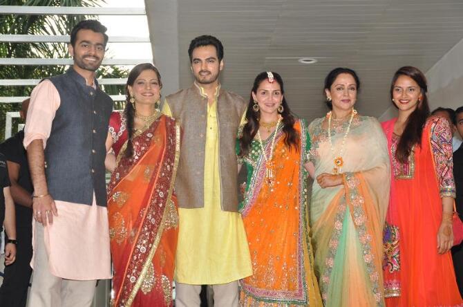 Hema Malini Esha Deol Ahana Deol with Bharat Takhtani and his brother ...